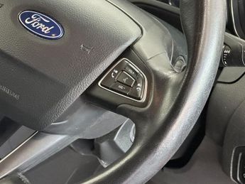 FORD FOCUS 1.0T EcoBoost Zetec Edition Hatchback 5dr Petrol Manual Euro 6 (