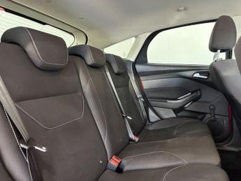 FORD FOCUS 1.0T EcoBoost Zetec Edition Hatchback 5dr Petrol Manual Euro 6 (