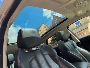 LAND ROVER RANGE ROVER EVOQUE 2.2 SD4 PURE TECH 5d 190 BHP