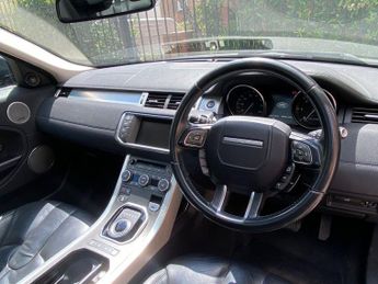 LAND ROVER RANGE ROVER EVOQUE 2.2 SD4 PURE TECH 5d 190 BHP