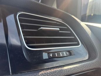 VOLKSWAGEN GOLF 2.0 TSI R Hatchback 3dr Petrol DSG 4Motion Euro 6 (s/s) (310 ps)