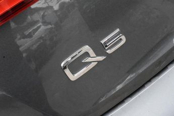AUDI Q5 2.0 TFSI S line SUV 5dr Petrol S Tronic quattro Euro 6 (s/s) (25