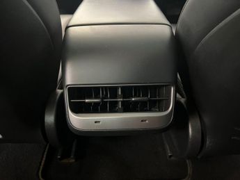 TESLA Model 3 Standard Range Plus Saloon 4dr Electric Auto RWD (241 bhp)
