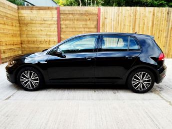VOLKSWAGEN GOLF 1.5 TSI EVO BlueMotion Tech SE Nav Hatchback 5dr Petrol DSG Euro