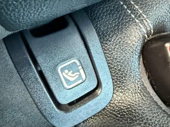 MERCEDES-BENZ E-CLASS 2.0 E220d AMG Line Estate 5dr Diesel G-Tronic+ Euro 6 (s/s) (194