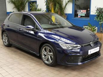 VOLKSWAGEN GOLF 1.5 eTSI MHEV R-Line Hatchback 5dr Petrol Hybrid DSG Euro 6 (s/s