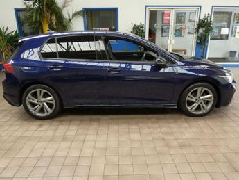 VOLKSWAGEN GOLF 1.5 eTSI MHEV R-Line Hatchback 5dr Petrol Hybrid DSG Euro 6 (s/s
