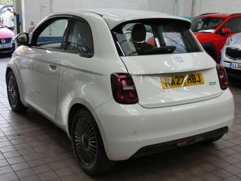 FIAT 500E 42kWh Icon Hatchback 3dr Electric Auto (118 ps)
