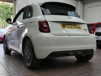 FIAT 500E 42kWh Icon Hatchback 3dr Electric Auto (118 ps)