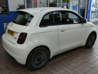 FIAT 500E 42kWh Icon Hatchback 3dr Electric Auto (118 ps)