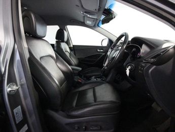 HYUNDAI SANTA FE 2.2 CRDi Premium SUV 5dr Diesel Auto 4WD Euro 5 (7 seat) (194 bh