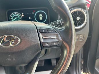 HYUNDAI KONA 1.6 h-GDi Premium SUV 5dr Petrol Hybrid DCT Euro 6 (s/s) (141 ps