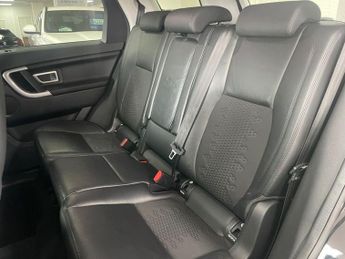 LAND ROVER DISCOVERY SPORT 2.0 eD4 SE Tech SUV 5dr Diesel Manual Euro 6 (s/s) (5 Seat) (150