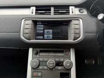 LAND ROVER RANGE ROVER EVOQUE 2.2 SD4 Dynamic SUV 5dr Diesel Auto 4WD Euro 5 (190 ps)