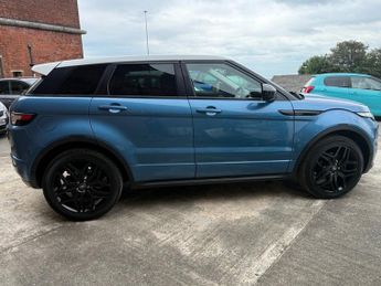 LAND ROVER RANGE ROVER EVOQUE 2.2 SD4 Dynamic SUV 5dr Diesel Auto 4WD Euro 5 (190 ps)