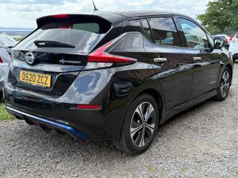 NISSAN LEAF 40kWh N-Connecta Hatchback 5dr Electric Auto (150 ps)