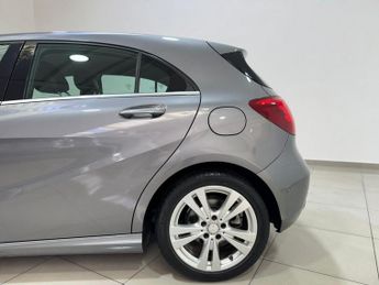 MERCEDES-BENZ A-CLASS 1.6 A160 Sport (Executive) Hatchback 5dr Petrol 7G-DCT Euro 6 (s