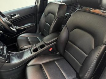 MERCEDES-BENZ A-CLASS 1.6 A160 Sport (Executive) Hatchback 5dr Petrol 7G-DCT Euro 6 (s