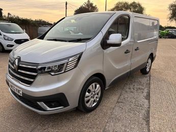 Renault Trafic 2.0 dCi Blue SL28 Sport Panel Van 5dr Diesel Manual L1 H1 Euro 6
