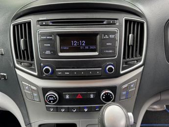 HYUNDAI i800 2.5 CRDi SE MPV 5dr Diesel Auto Euro 6 (170 ps)