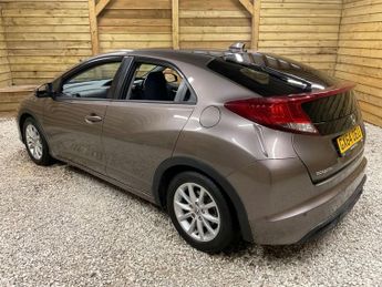 HONDA CIVIC 1.8 i-VTEC S Hatchback 5dr Petrol Auto Euro 5 (142 ps)