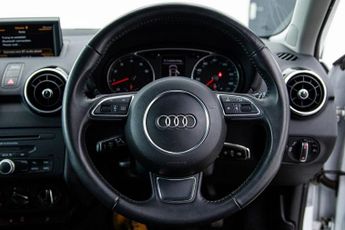 AUDI A1 1.4 TFSI CoD Sport Sportback 5dr Petrol S Tronic Euro 5 (s/s) (1