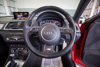 AUDI Q3 2.0 TDI S line Plus SUV 5dr Diesel S Tronic quattro Euro 6 (s/s)