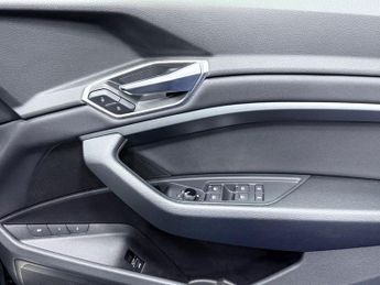 AUDI E-TRON 50 Technik SUV 5dr Electric Auto quattro 71.2kWh (313 ps)