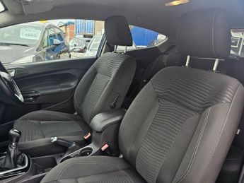 FORD FIESTA 1.0T EcoBoost Titanium Hatchback 3dr Petrol Manual Euro 5 (s/s) 