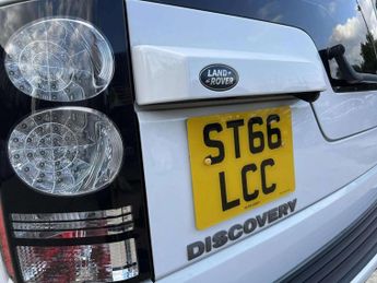 LAND ROVER DISCOVERY 4 3.0 SD V6 Graphite SUV 5dr Diesel Auto 4WD Euro 6 (s/s) (256 bhp