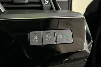 AUDI E-TRON 50 Technik SUV 5dr Electric Auto quattro 71.2kWh (313 ps) Powere