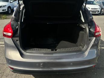 FORD FOCUS 1.6 Titanium Hatchback 5dr Petrol Powershift Euro 6 (125 ps)