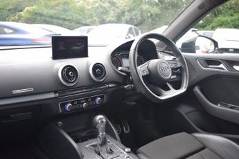 AUDI A3 1.0 TFSI Black Edition Sportback 5dr Petrol S Tronic Euro 6 (s/s