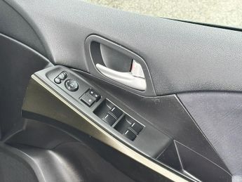 HONDA CIVIC 1.8 i-VTEC ES Hatchback 5dr Petrol Manual Euro 5 (s/s) (142 ps)