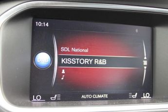 VOLVO V40 1.5 T2 GPF Inscription Hatchback 5dr Petrol Auto Euro 6 (s/s) (1