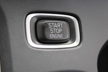 VOLVO V40 1.5 T2 GPF Inscription Hatchback 5dr Petrol Auto Euro 6 (s/s) (1