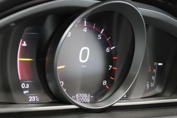 VOLVO V40 1.5 T2 GPF Inscription Hatchback 5dr Petrol Auto Euro 6 (s/s) (1