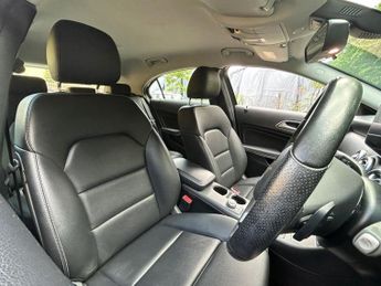 MERCEDES-BENZ A-CLASS 1.5 A180d Sport Hatchback 5dr Diesel 7G-DCT Euro 6 (s/s) (109 ps