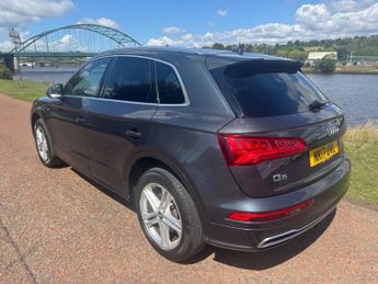 AUDI Q5 2.0 TDI S line SUV 5dr Diesel S Tronic quattro Euro 6 (s/s) (190