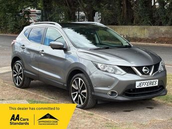 Nissan Qashqai 1.6 DIG-T Tekna SUV 5dr Petrol Manual 2WD Euro 6 (s/s) (163 ps)