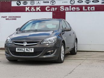 VAUXHALL ASTRA 2.0 CDTi Elite Hatchback 5dr Diesel Auto Euro 5 (165 ps)