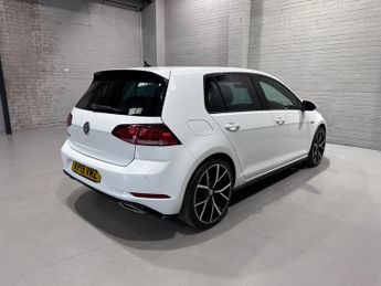 VOLKSWAGEN GOLF 2.0 TDI R-Line Hatchback 5dr Diesel DSG Euro 6 (s/s) (150 ps)