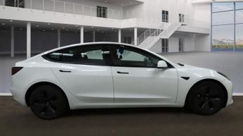 TESLA Model 3 (Dual Motor) Long Range Saloon 4dr Electric Auto 4WDE (346 ps)