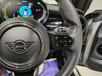 MINI Electric Hatch Cooper SE 32.6kWh Level 3 Hatchback 3dr Electric Auto (184 ps)