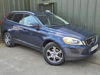 Volvo XC60 2.4 D5 SE Lux SUV 5dr Diesel Geartronic AWD Euro 5 (215 ps)