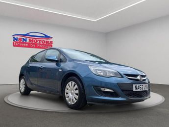 Vauxhall Astra 1.6 16v Exclusiv Hatchback 5dr Petrol Auto Euro 5 (115 ps)