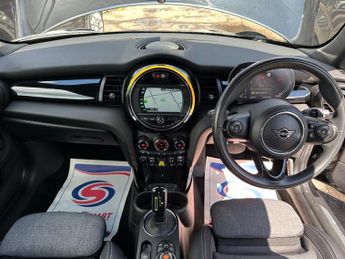 MINI Electric Hatch Cooper SE 32.6kWh Level 2 Hatchback 3dr Electric Auto (184 ps)
