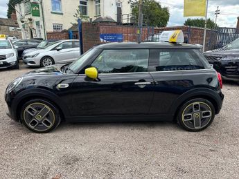 MINI Electric Hatch Cooper SE 32.6kWh Level 2 Hatchback 3dr Electric Auto (184 ps)