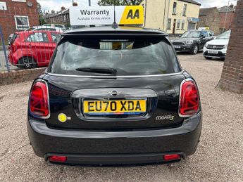 MINI Electric Hatch Cooper SE 32.6kWh Level 2 Hatchback 3dr Electric Auto (184 ps)