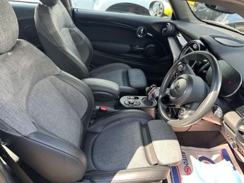 MINI Electric Hatch Cooper SE 32.6kWh Level 2 Hatchback 3dr Electric Auto (184 ps)